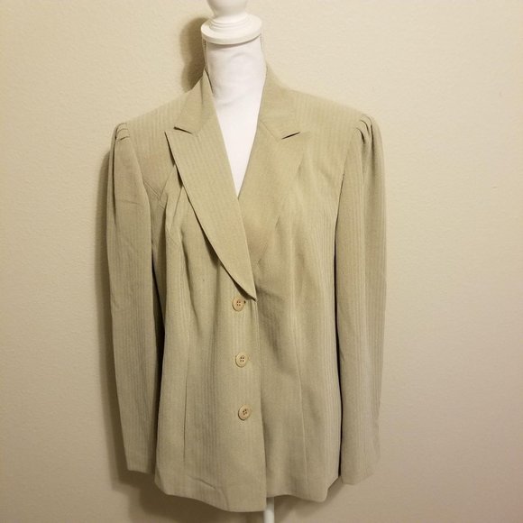 Cato Jackets & Blazers - Cato Women / 16W / Tan 3 Button Blazer